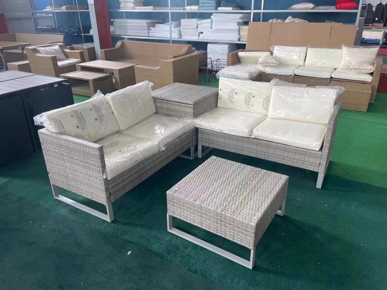 Bàn ghế sofa khung tựa lưng Đan sợi dây dù rope chân gỗ tràm