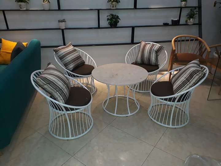 http://thienloctyfurniture.vn/ban-ghe-may-cafe-cach-chon-ban-ghe-cafe-dep-chat-luong/