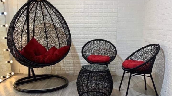 Ghế xích đu đan giả mây 