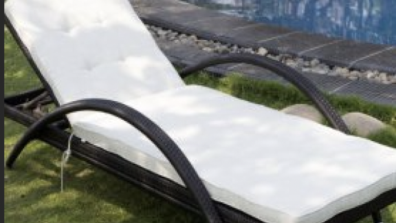 Địa điểm mua ghế bể bơi - giường tắm nắng chính hãng, chất lượng, giá rẻ