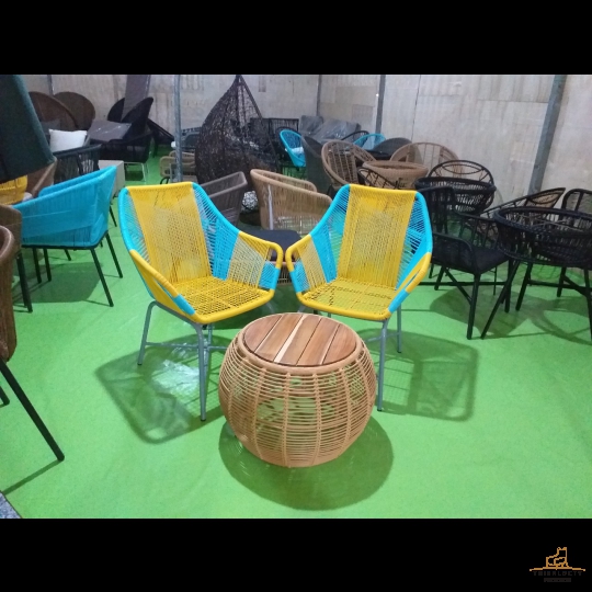 BÀN GHẾ MÂY NHỰA MGN01