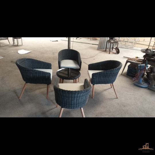 BÀN GHẾ MÂY NHỰA MGN28