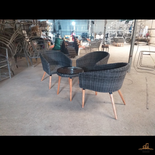 BÀN GHẾ MÂY NHỰA MGN28